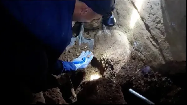 2 hài cốt liệt sĩ là bộ đội Việt Nam hy sinh ở Lào được tìm thấy